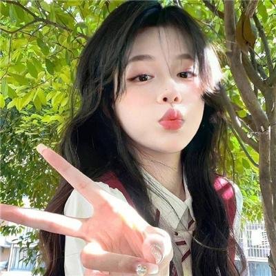 奇怪的猫咪 海报
