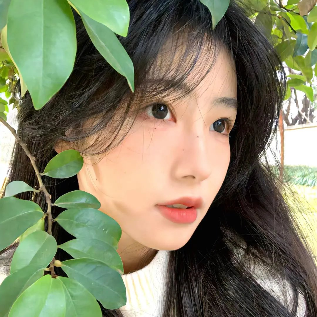 她的日与夜 海报