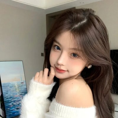 白色微笑 海报